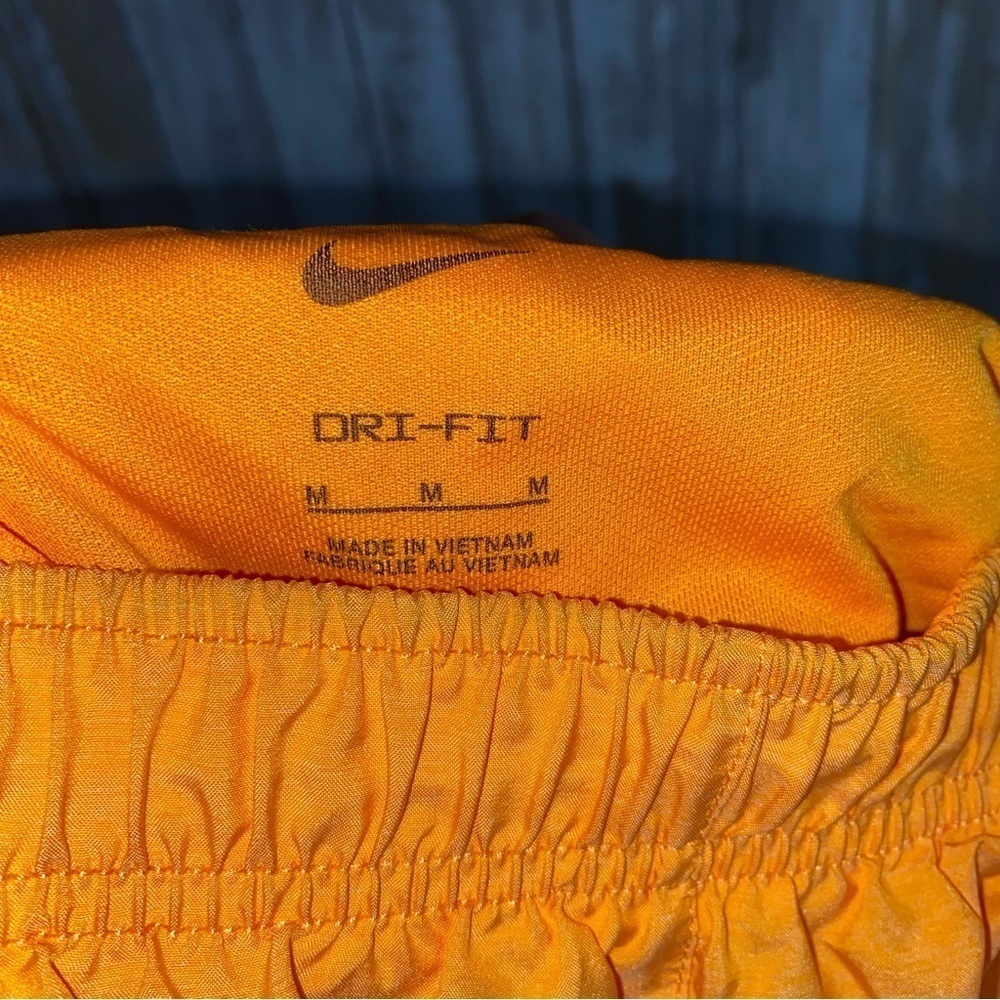 Nike Vivid Orange Tempo Shorts - Picture 5 of 5
